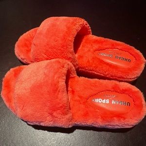 Brand new Jslides Willow Orange Faux Fur 8